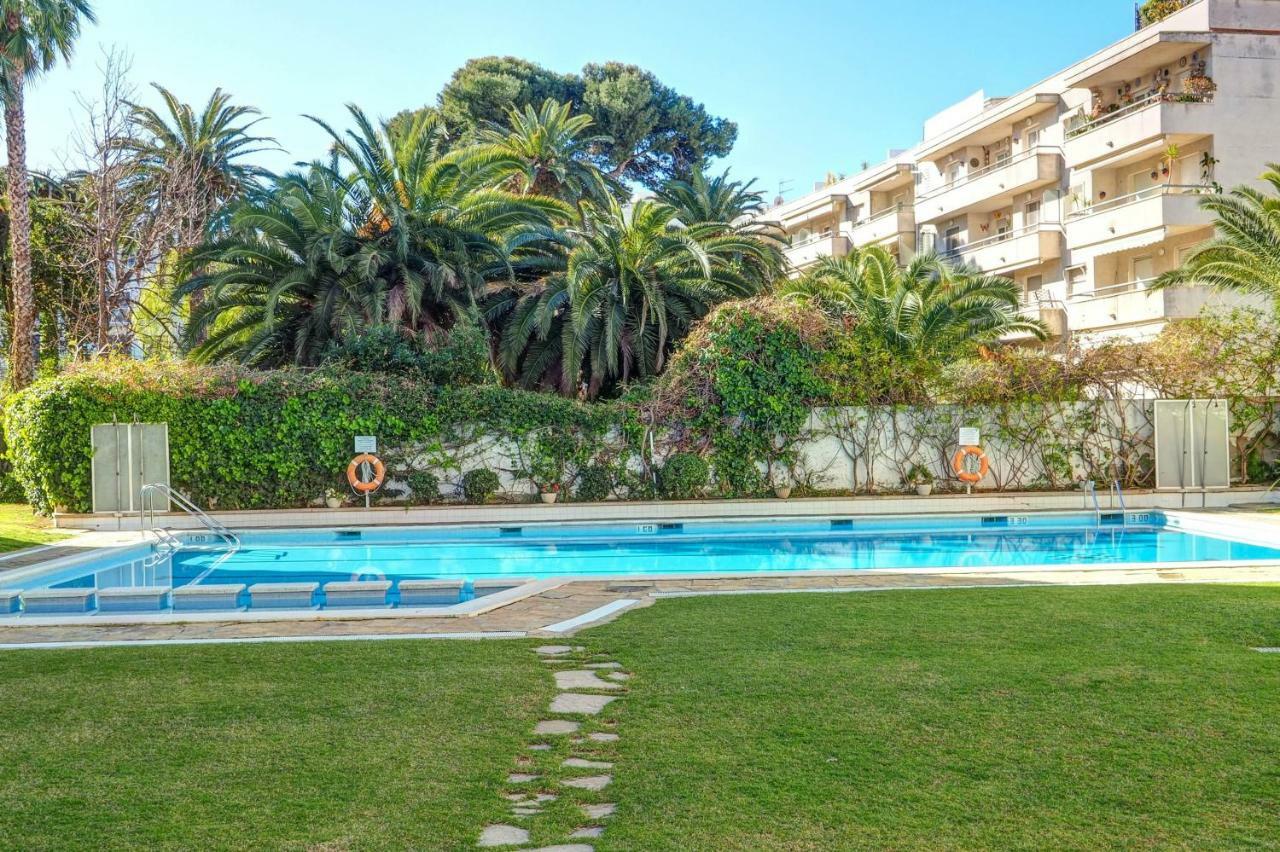 Clarimar Apartment By Hello Homes Sitges Bagian luar foto