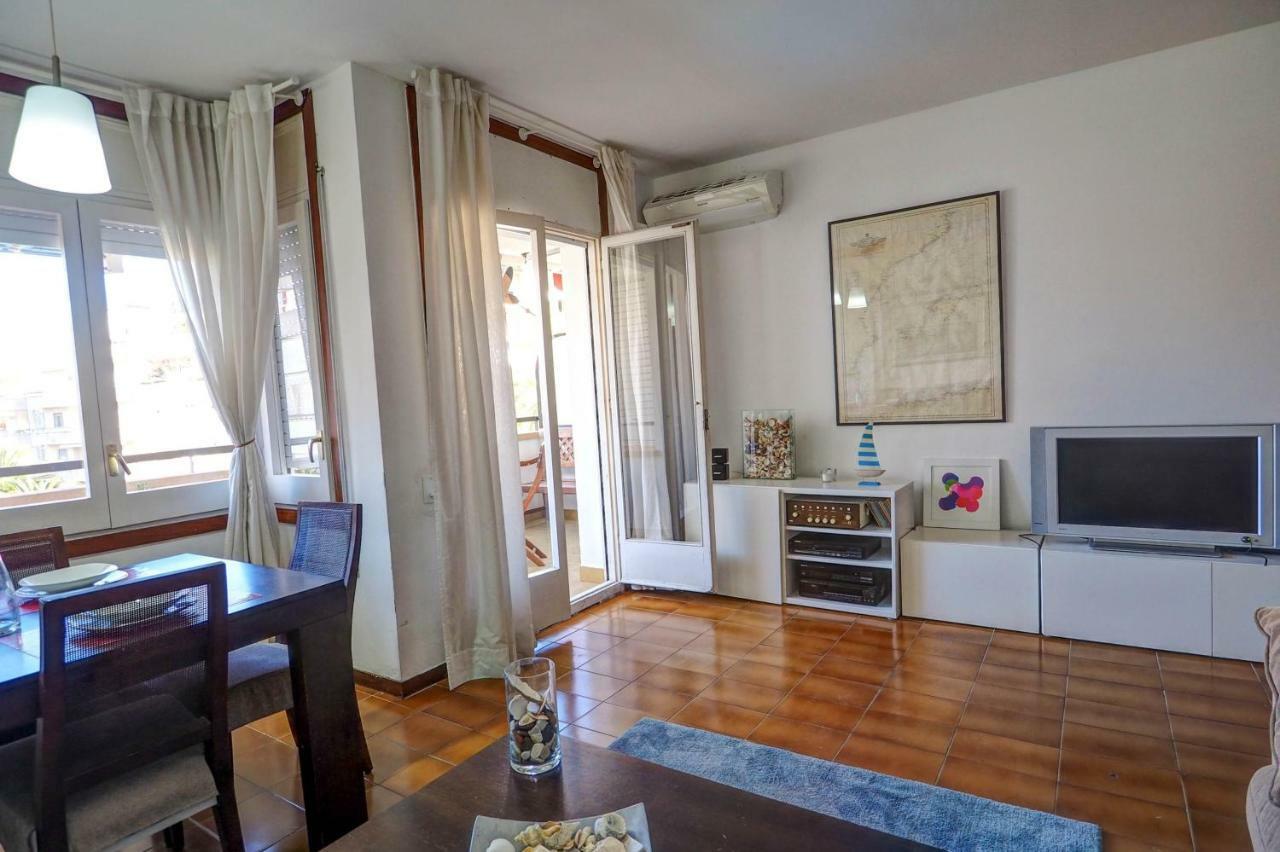 Clarimar Apartment By Hello Homes Sitges Bagian luar foto